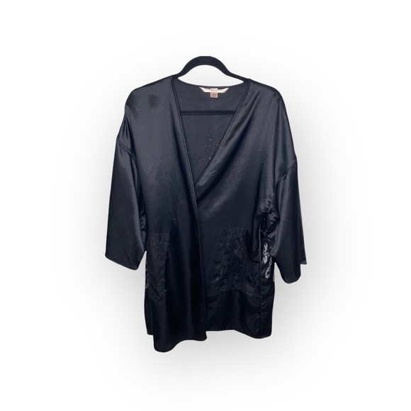 Victoria’s Secret ☀︎︎ Very Sexy Silky Chandelier Print Satin Robe ☀︎︎ Black M L - Picture 3 of 16